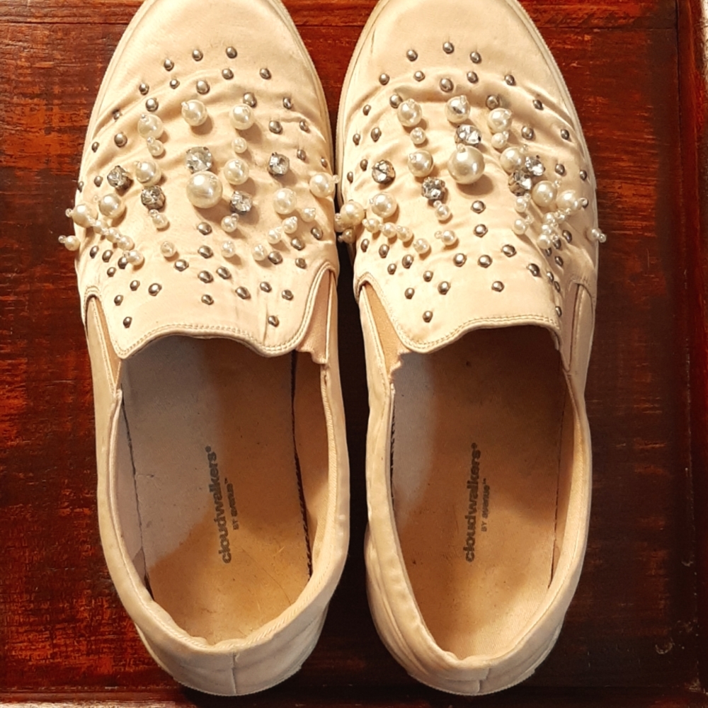 Cloudwalker slip-ons with pearl and rhinestone accents . Sz 11W